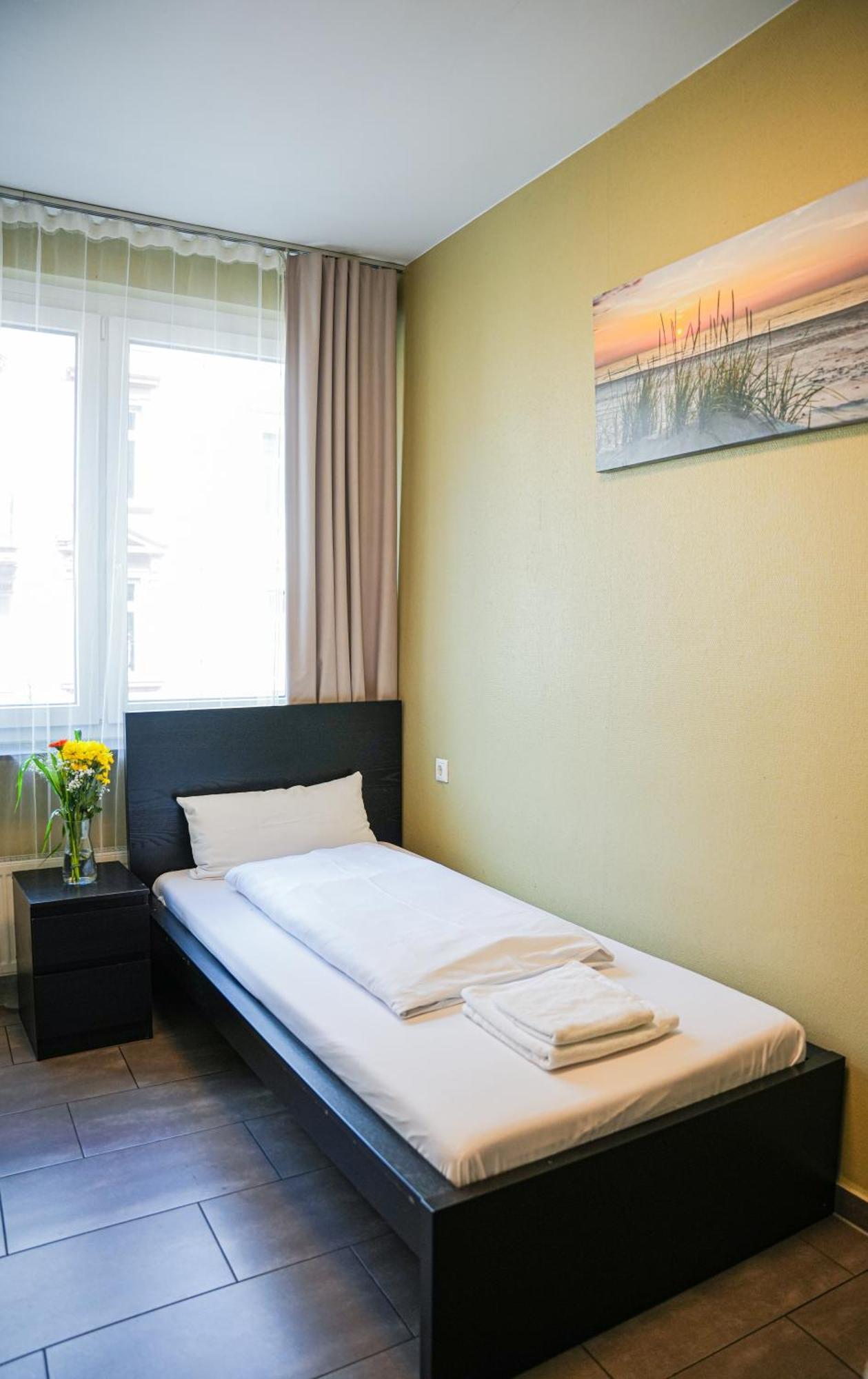 Hotel City Star Frankfurt am Main Exterior foto